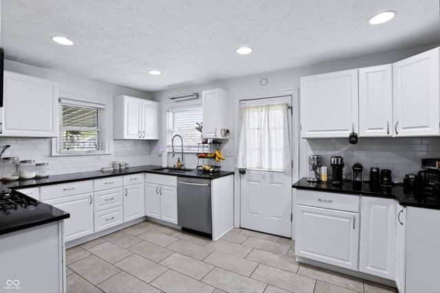 1702 N Campbell Avenue, Indianapolis, IN 46218
