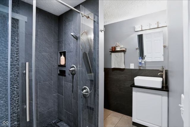 1702 N Campbell Avenue, Indianapolis, IN 46218