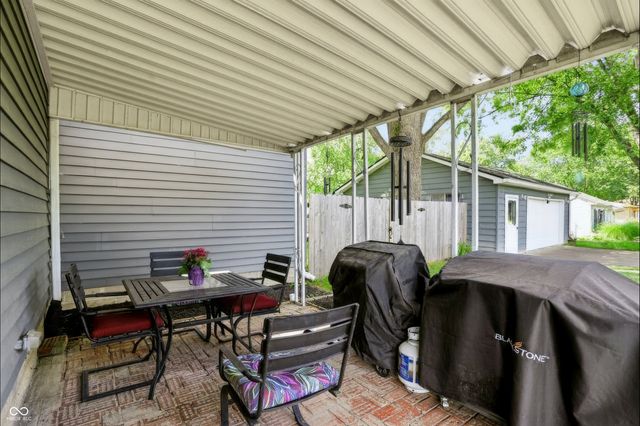 1702 N Campbell Avenue, Indianapolis, IN 46218