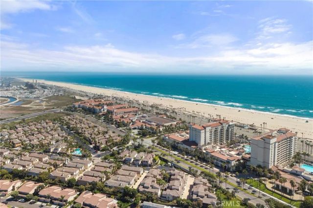 20701 Beach 107, Huntington Beach, CA 92648