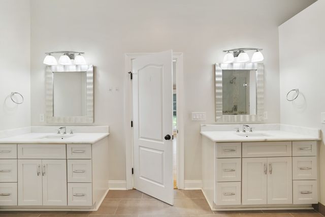 5909 Old Harding Pike, Nashville, TN 37205