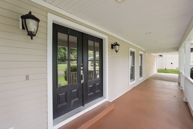 5909 Old Harding Pike, Nashville, TN 37205