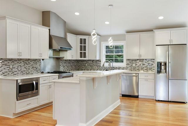 5909 Old Harding Pike, Nashville, TN 37205