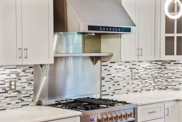 5909 Old Harding Pike, Nashville, TN 37205