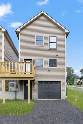 12 Cemetary Road 12, Plainfield, CT 06374