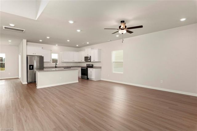 112 Macintosh Drive, King, NC 27021