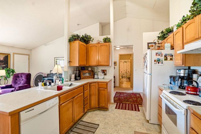 911 N Van Marter Rd, Spokane, WA 99206