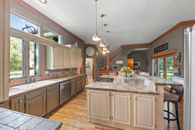443 Timber Ridge Drive, Bartlett, IL 60103