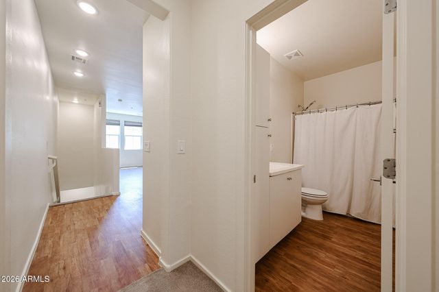 2321 E HIDALGO Avenue, Phoenix, AZ 85040