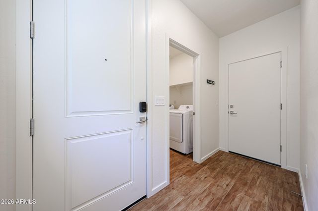 2321 E HIDALGO Avenue, Phoenix, AZ 85040