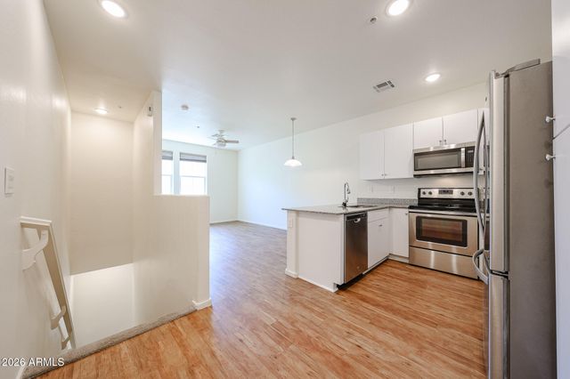 2321 E HIDALGO Avenue, Phoenix, AZ 85040
