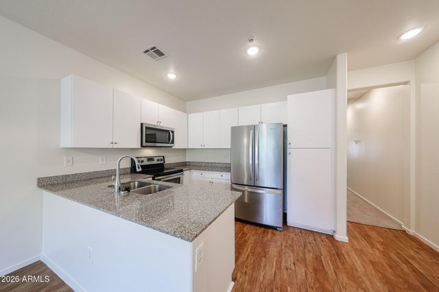 2321 E HIDALGO Avenue, Phoenix, AZ 85040