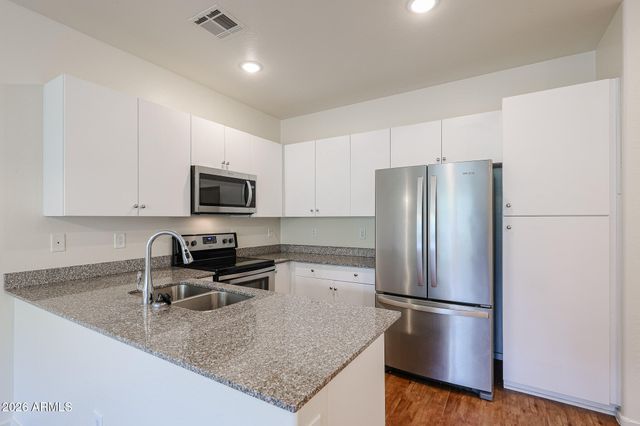 2321 E HIDALGO Avenue, Phoenix, AZ 85040