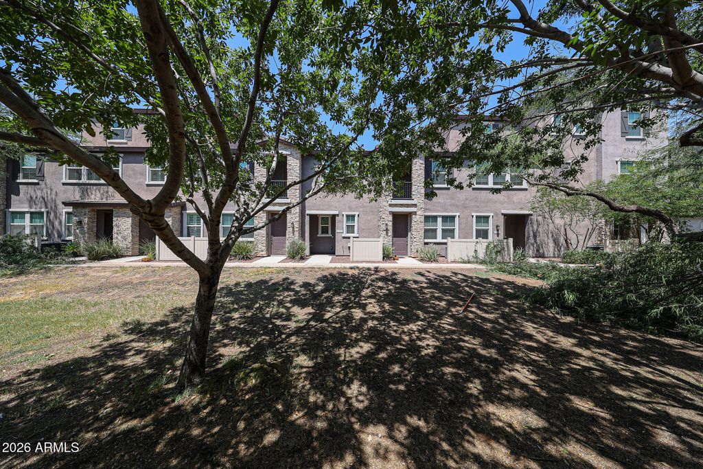2321 E HIDALGO Avenue, Phoenix, AZ 85040