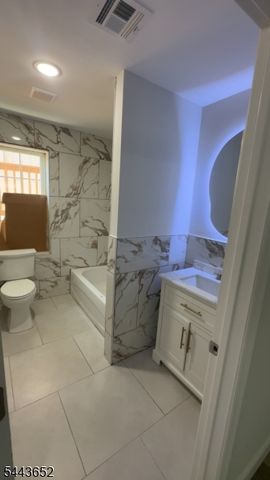 45 New St, East Orange City, NJ 07017