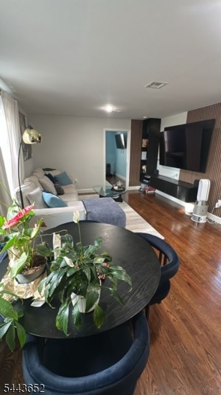 45 New St, East Orange City, NJ 07017 — photo 2