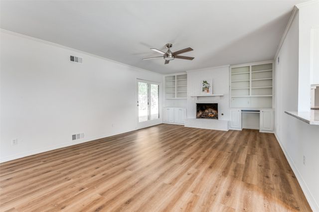 1609 Anderson Street, Irving, TX 75062