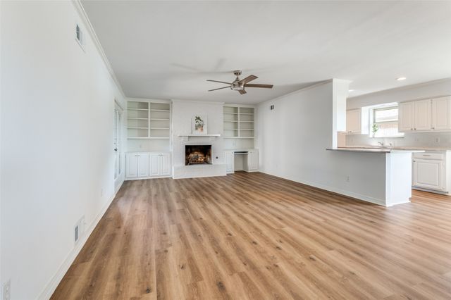 1609 Anderson Street, Irving, TX 75062