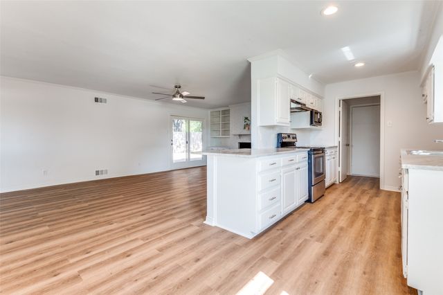 1609 Anderson Street, Irving, TX 75062