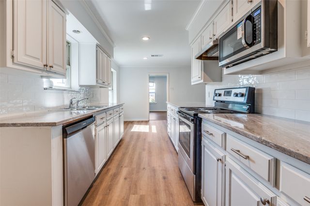 1609 Anderson Street, Irving, TX 75062