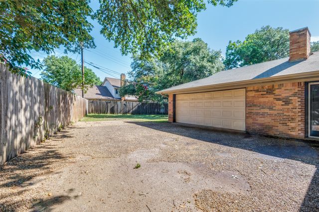 1609 Anderson Street, Irving, TX 75062