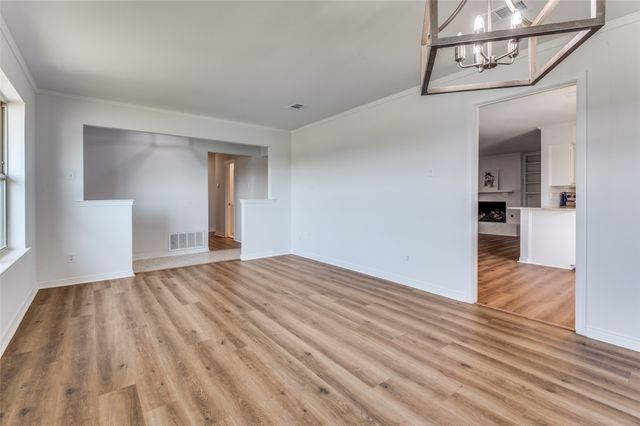 1609 Anderson Street, Irving, TX 75062