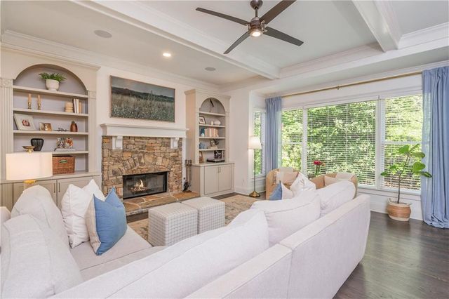 7075 Wakehurst Place, Cumming, GA 30040