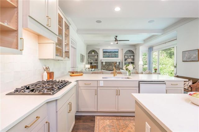 7075 Wakehurst Place, Cumming, GA 30040