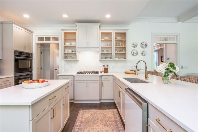 7075 Wakehurst Place, Cumming, GA 30040