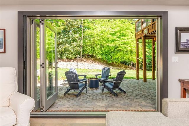 7075 Wakehurst Place, Cumming, GA 30040