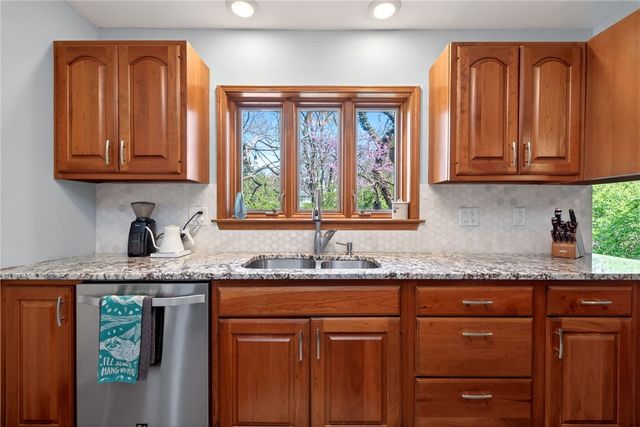 3432 Indian Hill Drive, Kettering, OH 45429