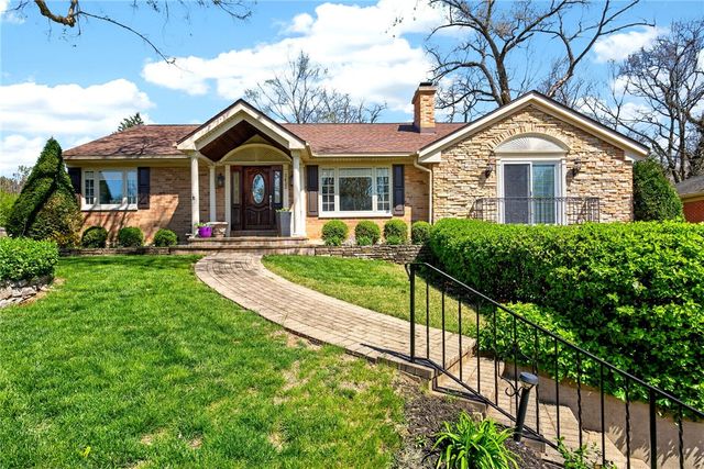 3432 Indian Hill Drive, Kettering, OH 45429