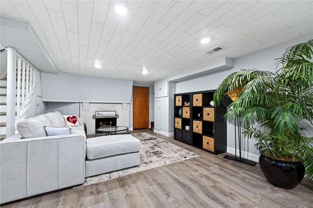 3432 Indian Hill Drive, Kettering, OH 45429