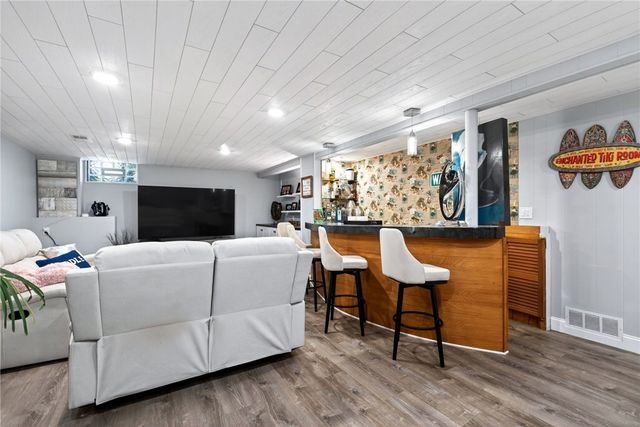 3432 Indian Hill Drive, Kettering, OH 45429