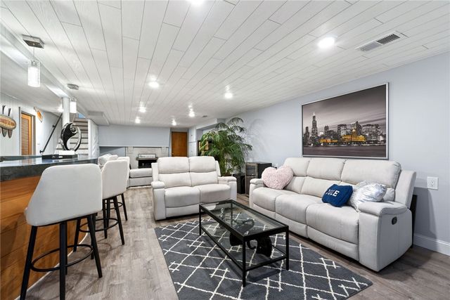 3432 Indian Hill Drive, Kettering, OH 45429