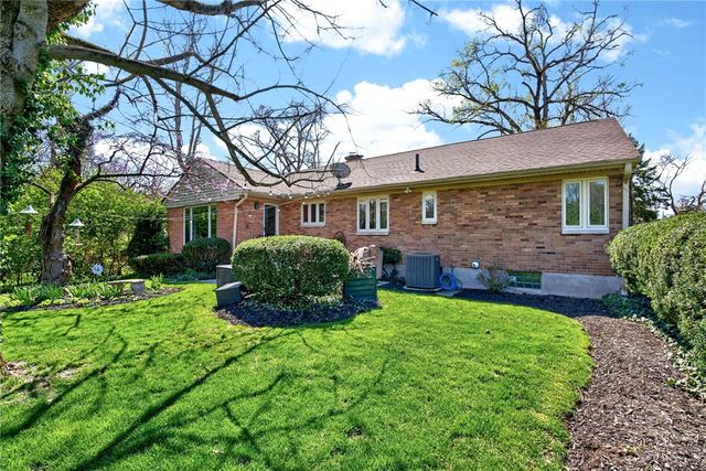 3432 Indian Hill Drive, Kettering, OH 45429