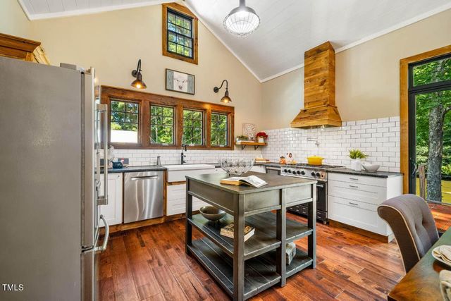 6578 Us 15-501 N, Pittsboro, NC 27312