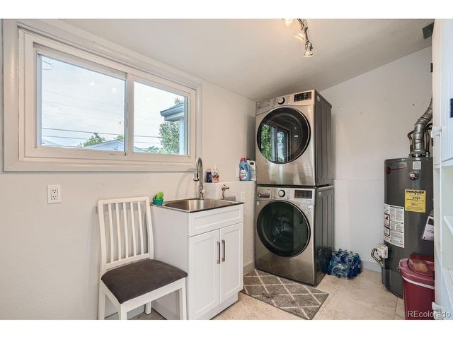 901 S Locust St, Denver, CO 80224