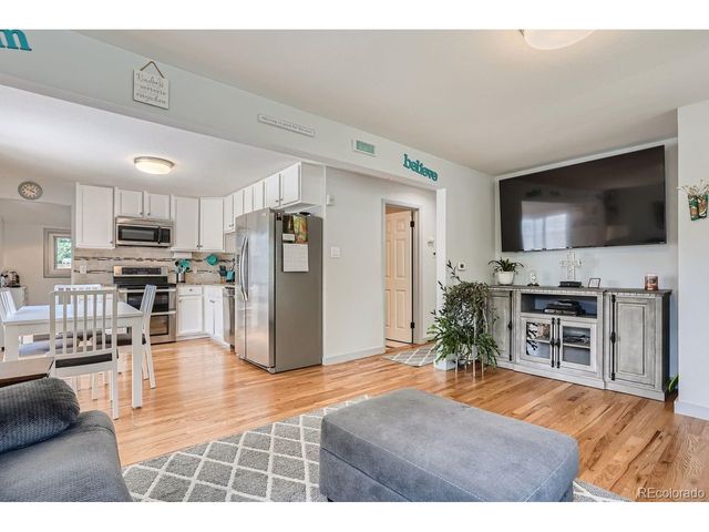 901 S Locust St, Denver, CO 80224