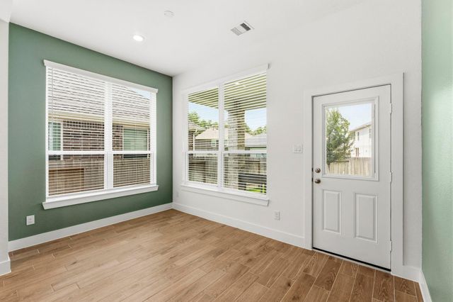 181 Hidden Peak Drive, Montgomery, TX 77316