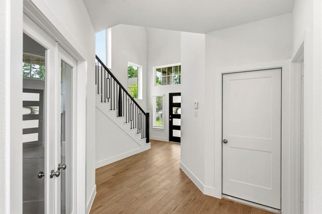 181 Hidden Peak Drive, Montgomery, TX 77316