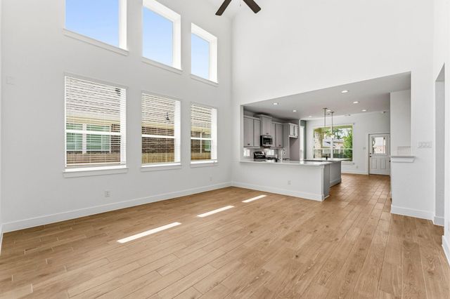 181 Hidden Peak Drive, Montgomery, TX 77316