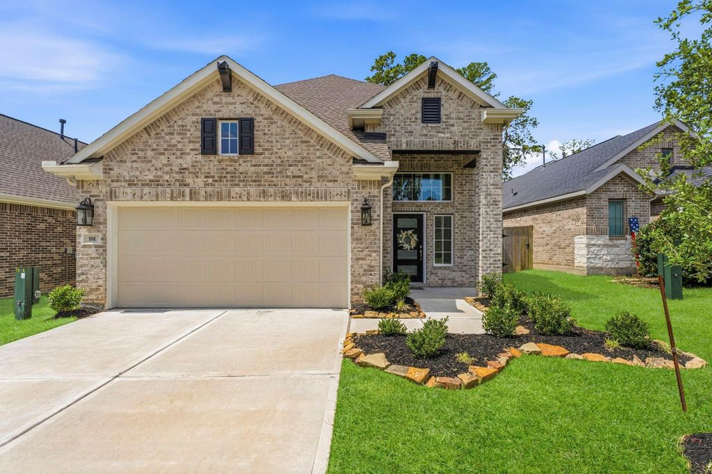 181 Hidden Peak Drive, Montgomery, TX 77316