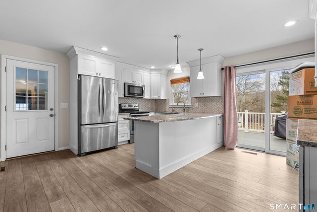 91 Benz Street, Ansonia, CT 06401