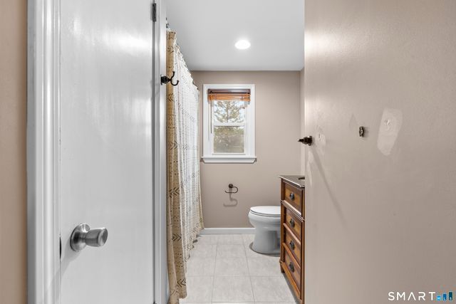 91 Benz Street, Ansonia, CT 06401