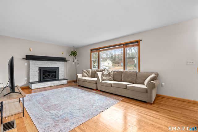 91 Benz Street, Ansonia, CT 06401