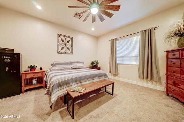 224 E WHITELEY Street, Apache Junction, AZ 85119