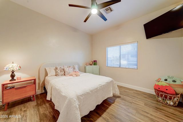 224 E WHITELEY Street, Apache Junction, AZ 85119