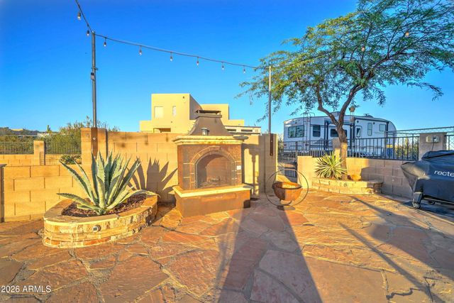 224 E WHITELEY Street, Apache Junction, AZ 85119