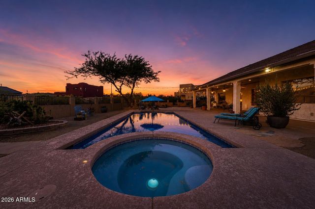 224 E WHITELEY Street, Apache Junction, AZ 85119